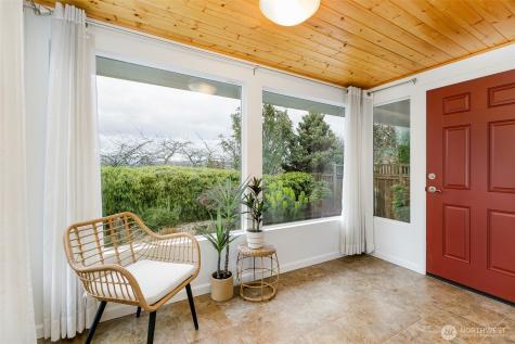 6001 60th Avenue NE Seattle WA 98115