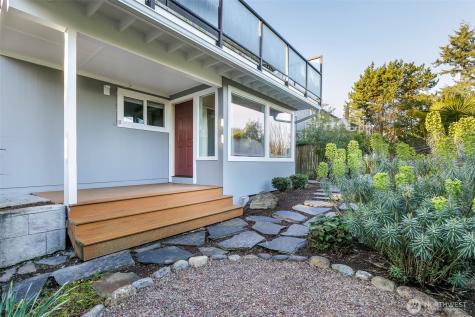 6001 60th Avenue NE Seattle WA 98115