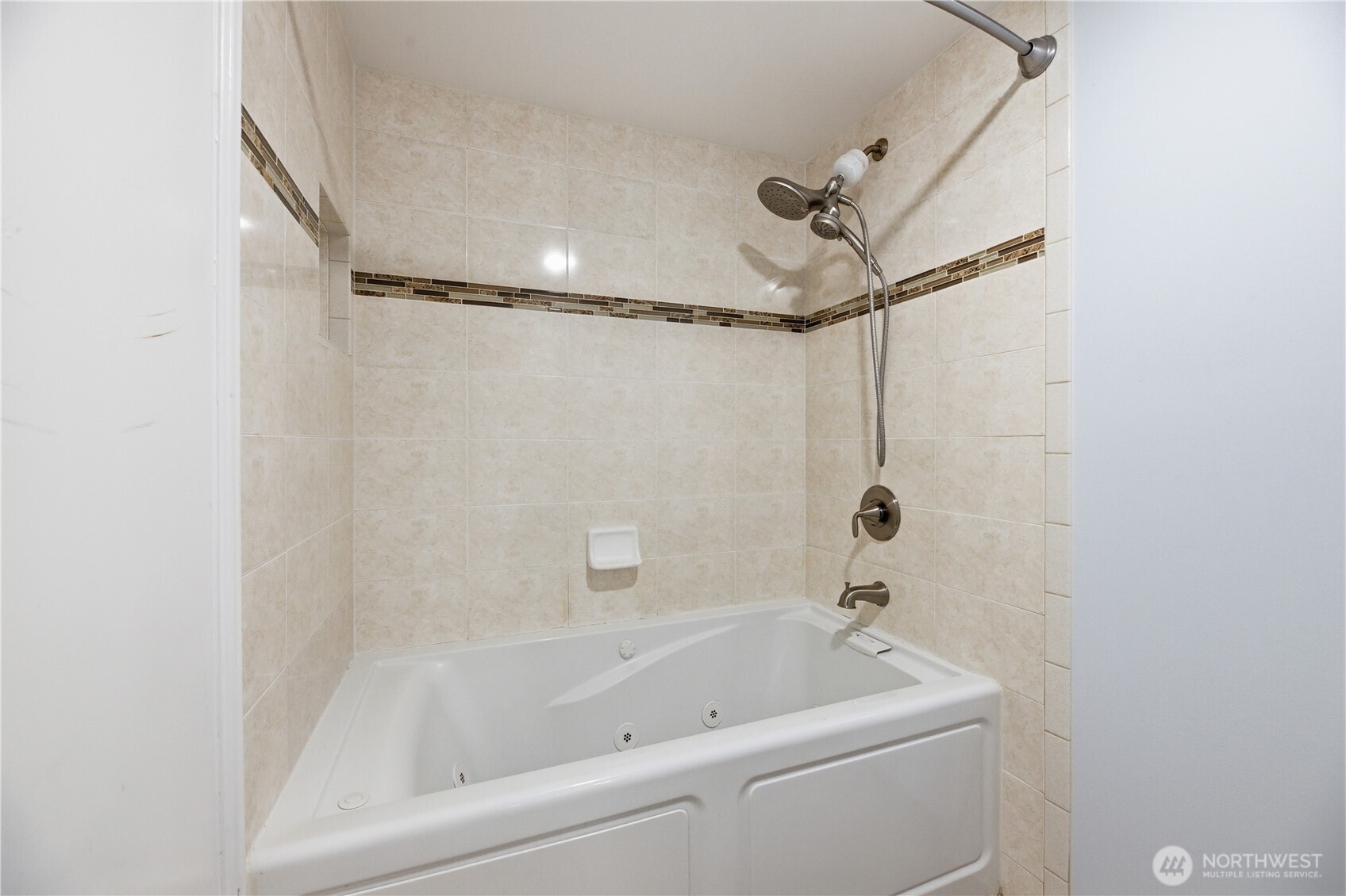 7631 Zircon Drive SW Lakewood WA 98498