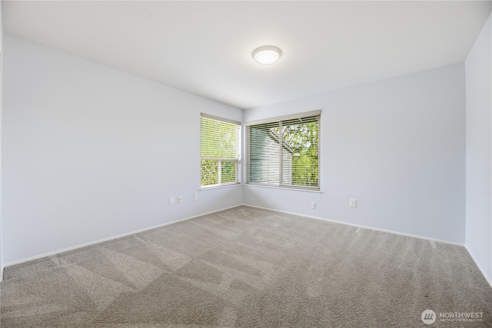 7631 Zircon Drive SW Lakewood WA 98498