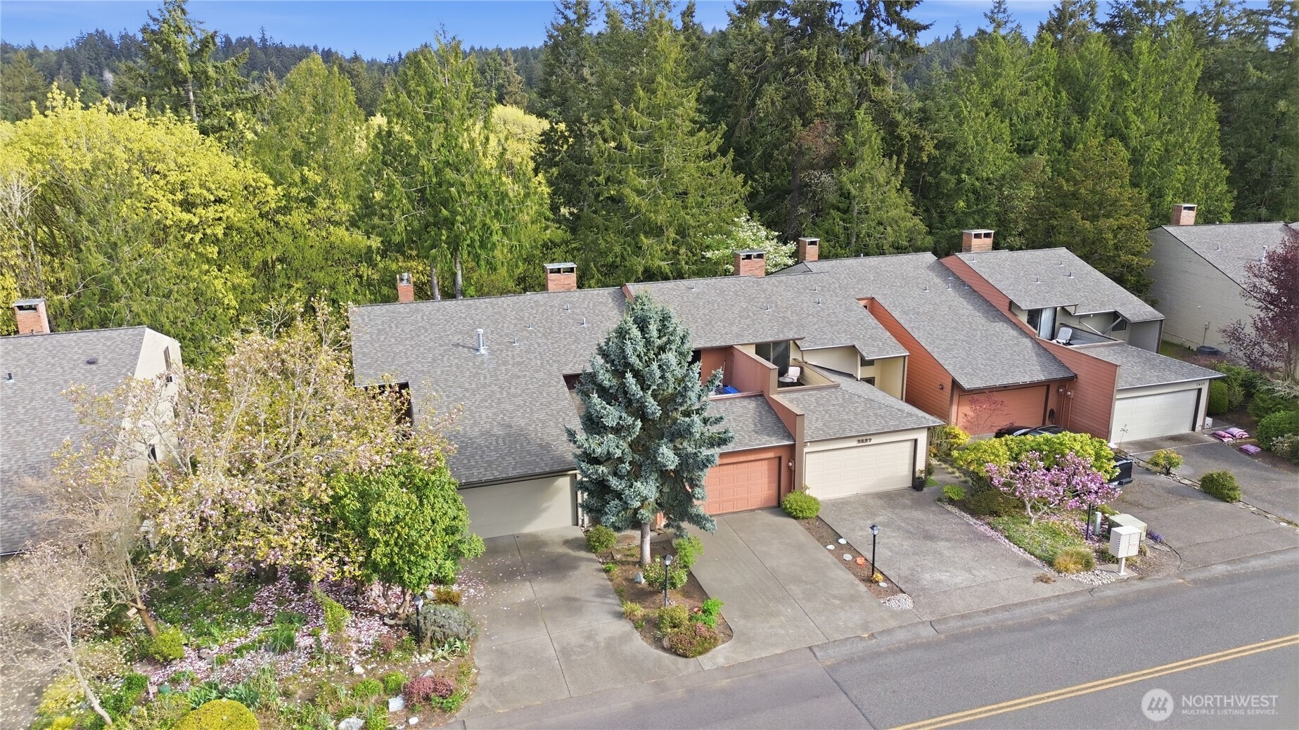 7631 Zircon Drive SW Lakewood WA 98498