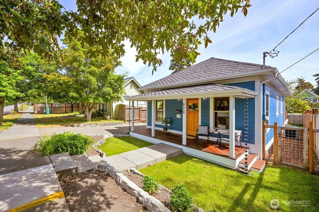 828 Tyler Street Port Townsend WA 98368