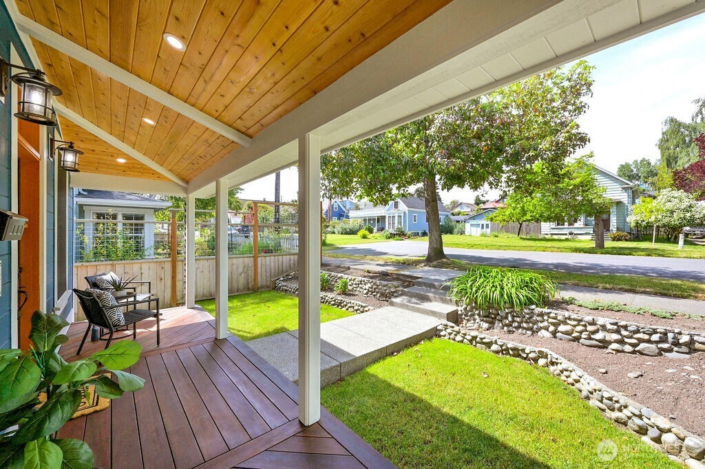 828 Tyler Street Port Townsend WA 98368