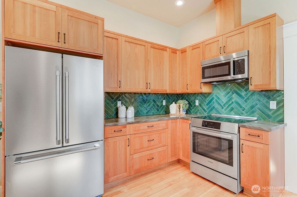828 Tyler Street Port Townsend WA 98368