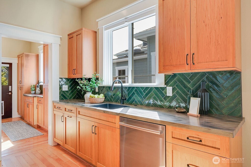 828 Tyler Street Port Townsend WA 98368