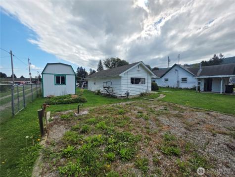 832 Alexander Street Sedro Woolley WA 98284