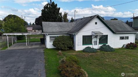 832 Alexander Street Sedro Woolley WA 98284