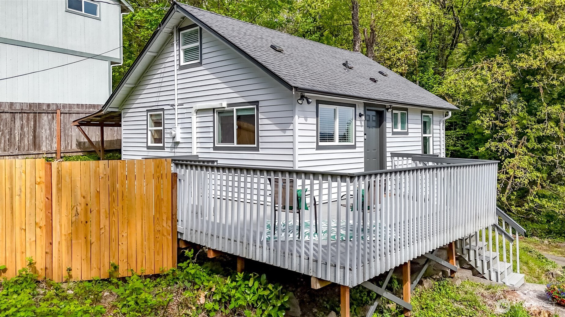 1408 Price Road Bremerton WA 98312