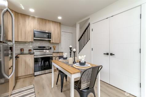 1408 Price Road Bremerton WA 98312