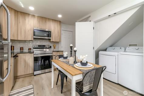 1408 Price Road Bremerton WA 98312