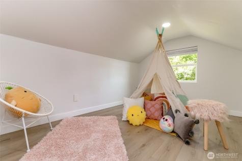 1408 Price Road Bremerton WA 98312
