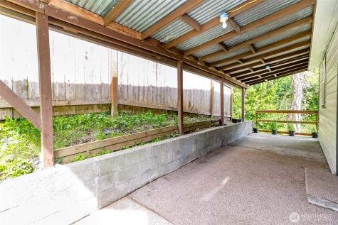 1408 Price Road Bremerton WA 98312