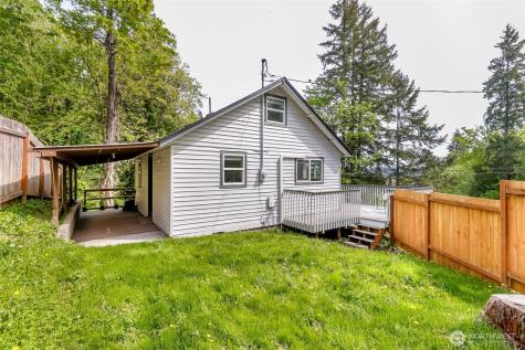 1408 Price Road Bremerton WA 98312