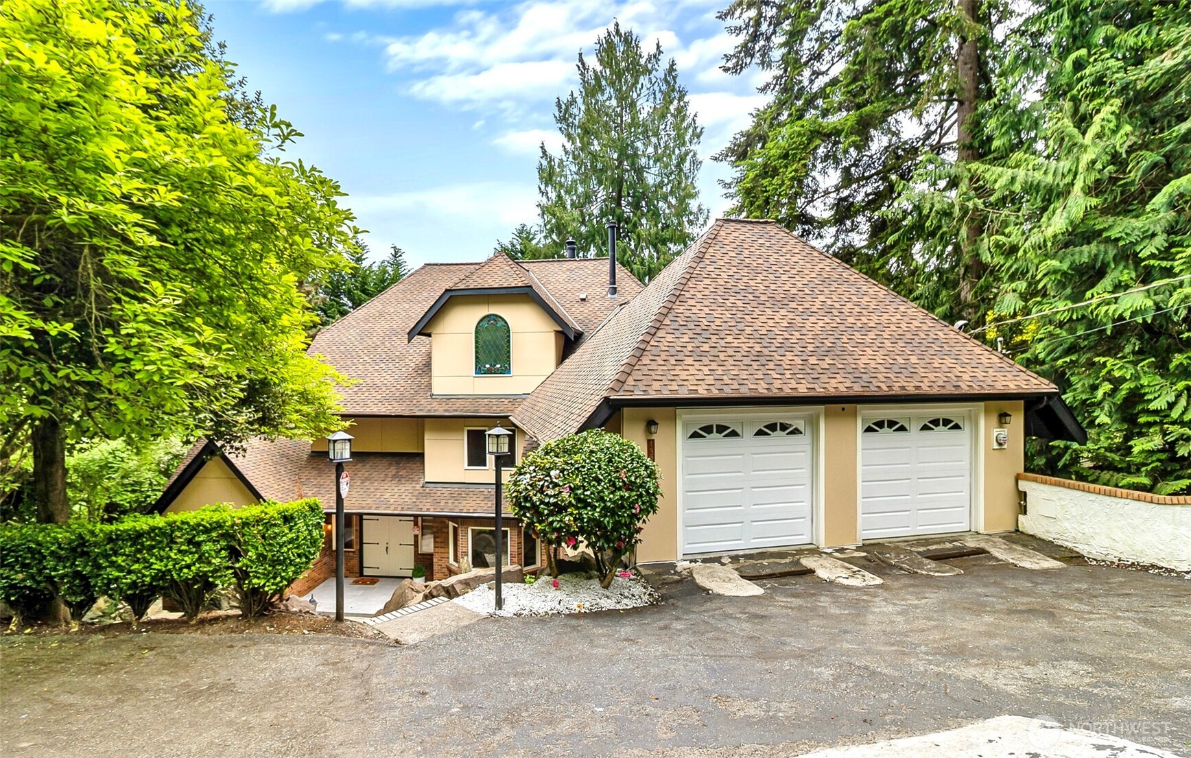 13710 41st Avenue NE Seattle WA 98125