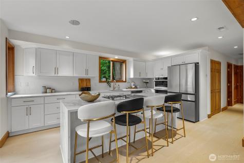 13710 41st Avenue NE Seattle WA 98125
