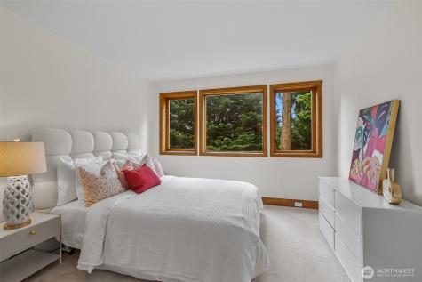 13710 41st Avenue NE Seattle WA 98125