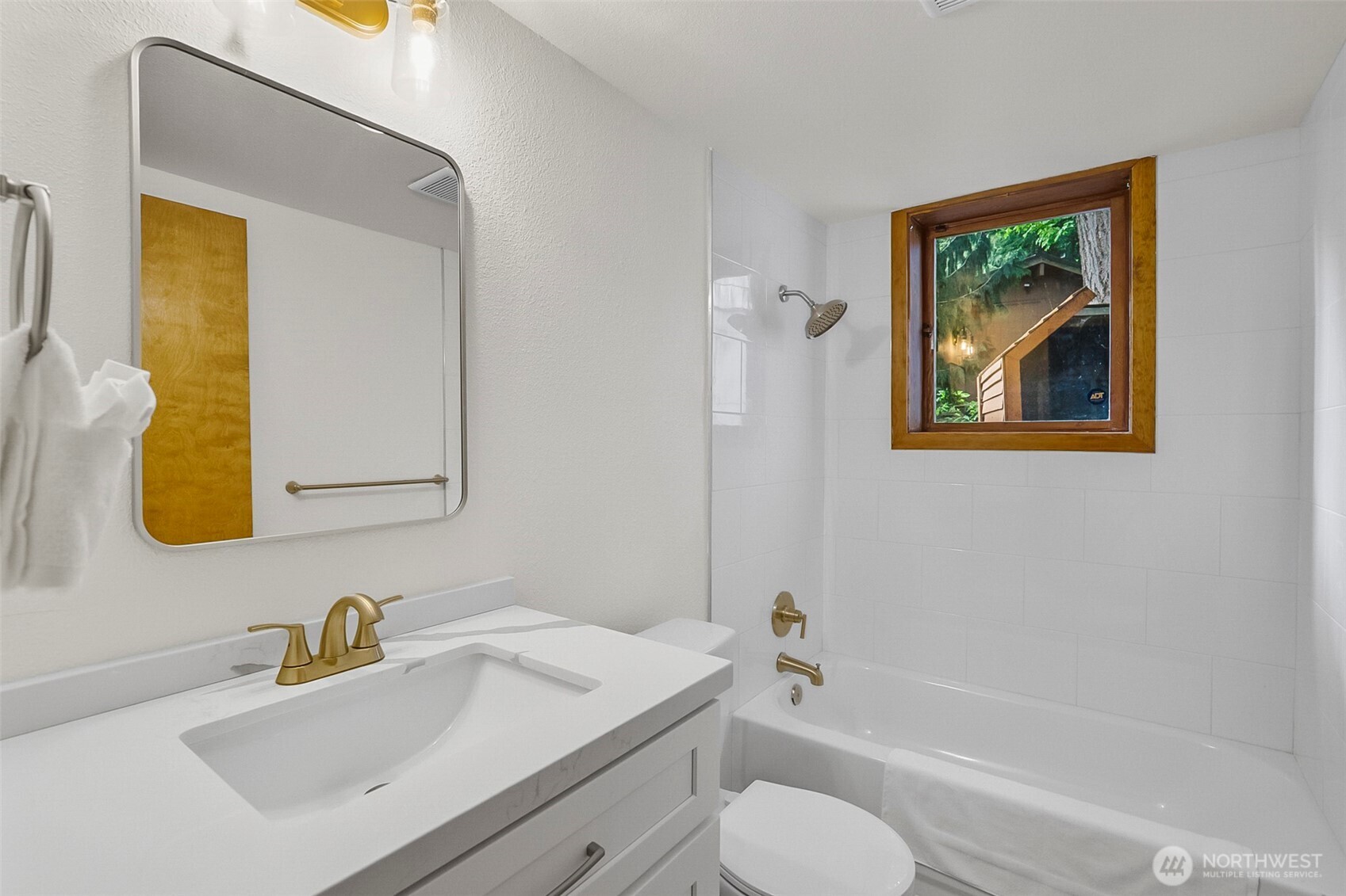 13710 41st Avenue NE Seattle WA 98125