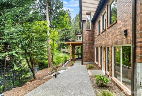 13710 41st Avenue NE Seattle WA 98125