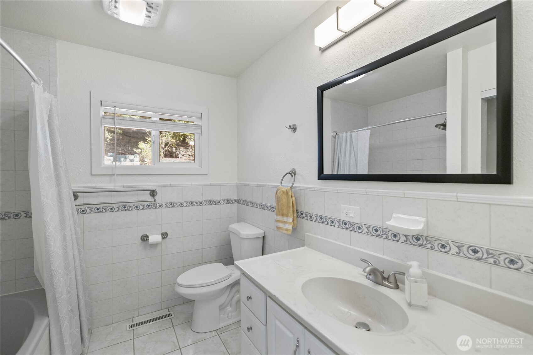 10105 114th Street SW Lakewood WA 98498