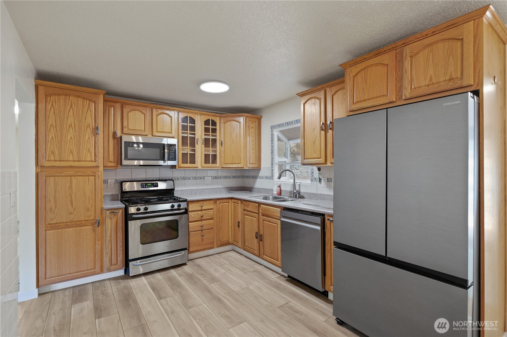10105 114th Street SW Lakewood WA 98498