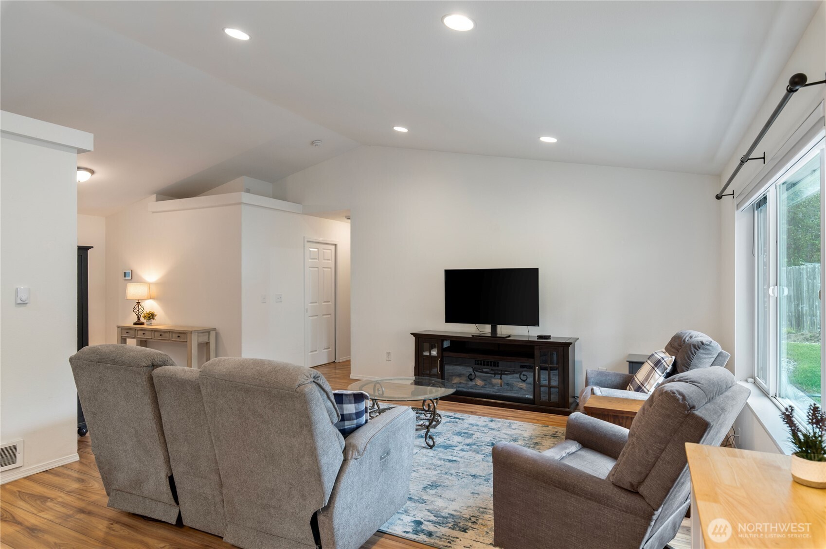 430 E Herron Drive Shelton WA 98584
