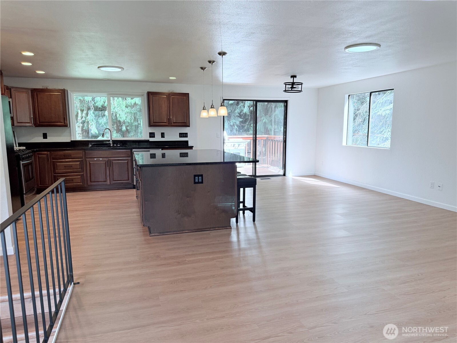 904 N Waugh Road Mount Vernon WA 98273