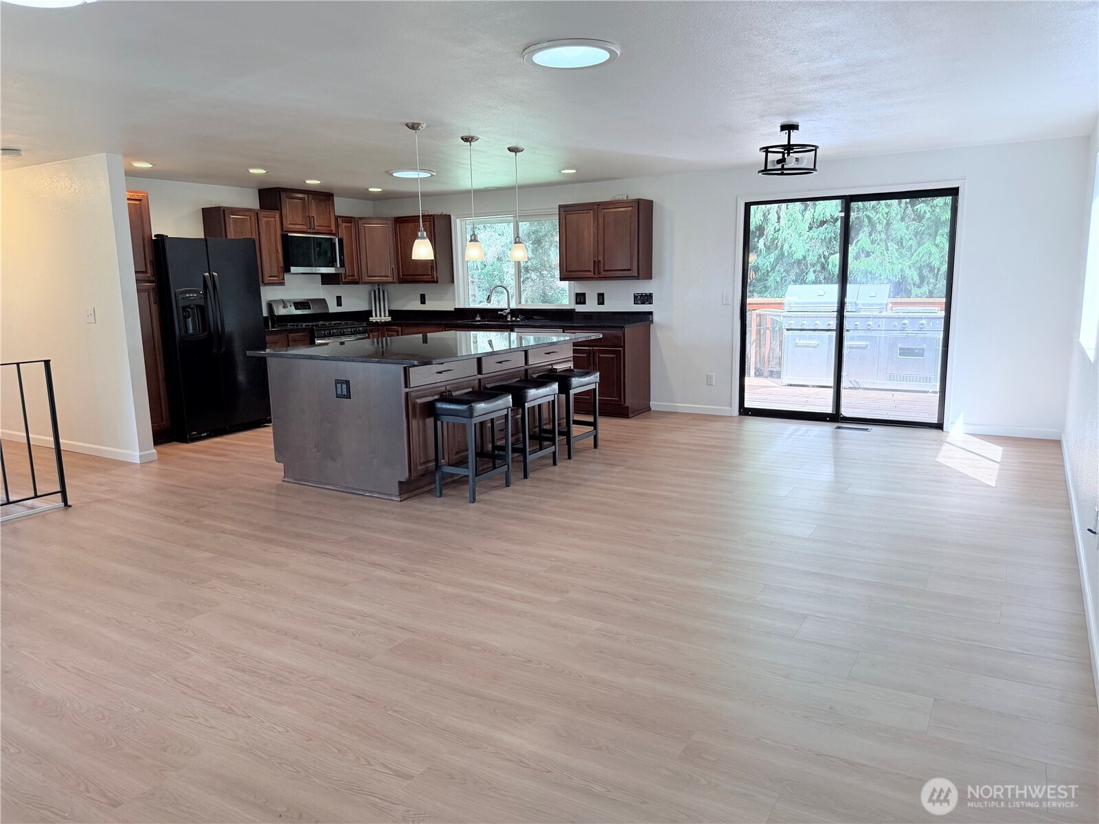 904 N Waugh Road Mount Vernon WA 98273