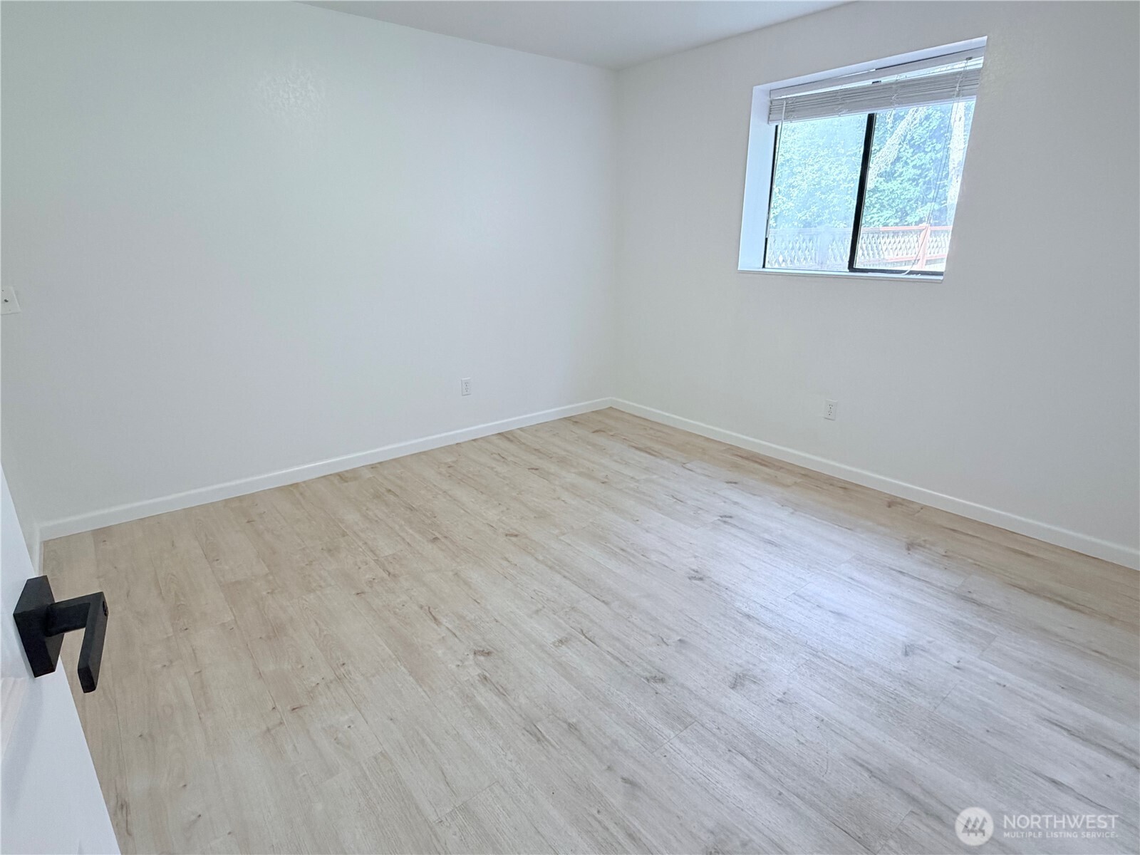 904 N Waugh Road Mount Vernon WA 98273