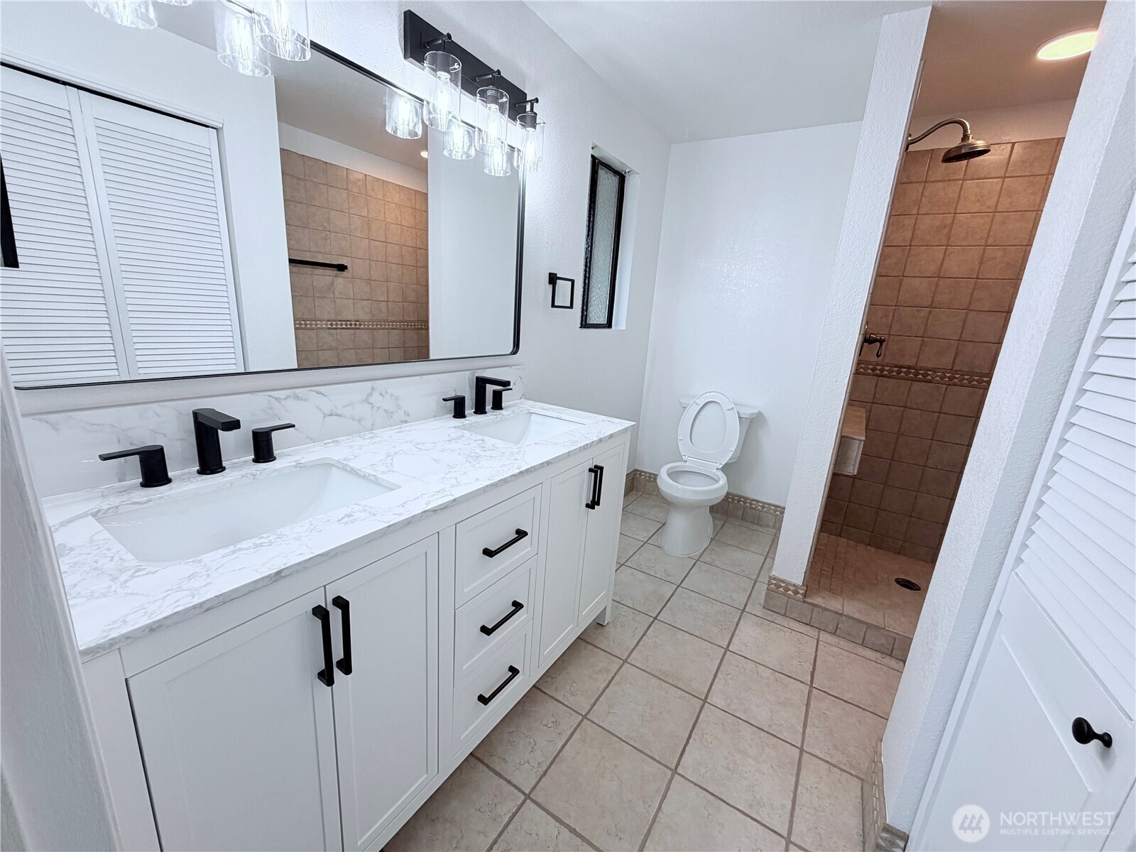 904 N Waugh Road Mount Vernon WA 98273