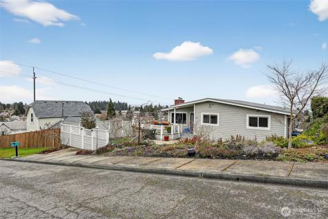 1111 E 8th Street Port Angeles WA 98362