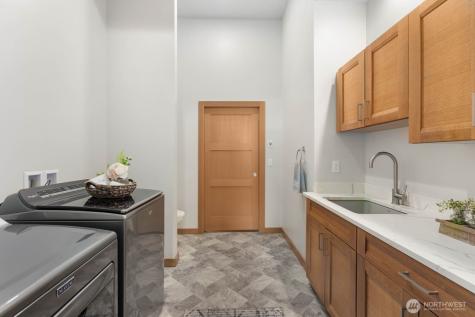 2181 Mariner Beach Drive Oak Harbor WA 98277