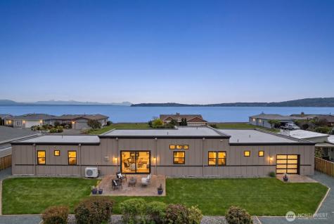 2181 Mariner Beach Drive Oak Harbor WA 98277
