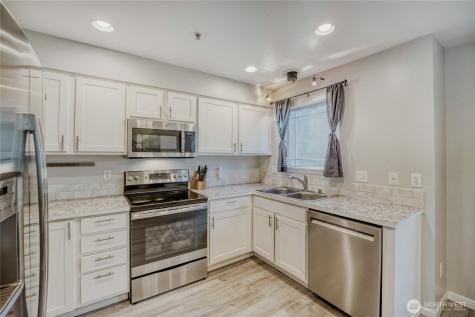 17625 79th Avenue Ct E Puyallup WA 98375
