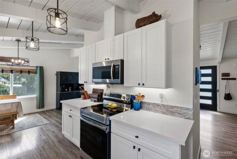 405 South Street Port Orchard WA 98366