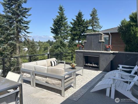 5939 36th Avenue SW Seattle WA 98126