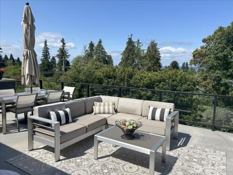 5939 36th Avenue SW Seattle WA 98126