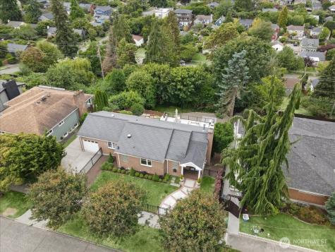 5939 36th Avenue SW Seattle WA 98126