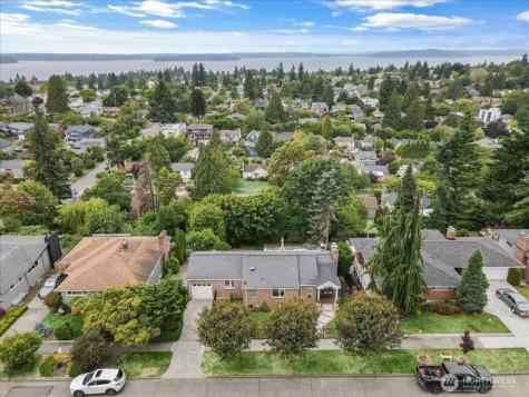 5939 36th Avenue SW Seattle WA 98126
