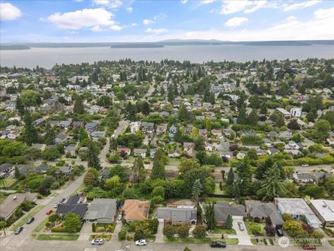 5939 36th Avenue SW Seattle WA 98126