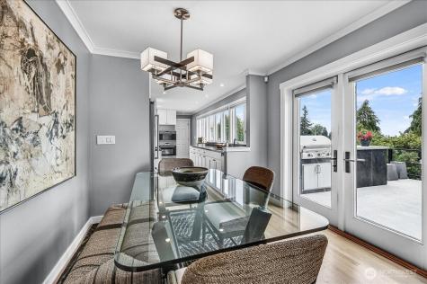 5939 36th Avenue SW Seattle WA 98126