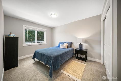 1069 NW Luoto Court Poulsbo WA 98370