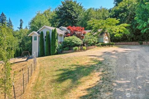 1069 NW Luoto Court Poulsbo WA 98370