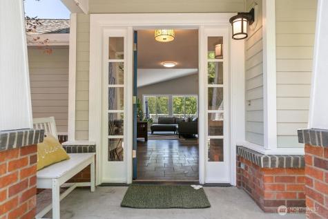 1069 NW Luoto Court Poulsbo WA 98370