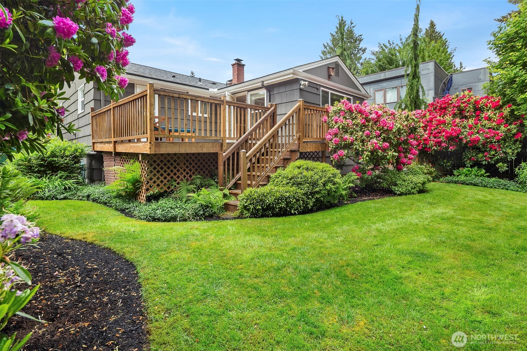 7538 23rd Avenue NE Seattle WA 98115