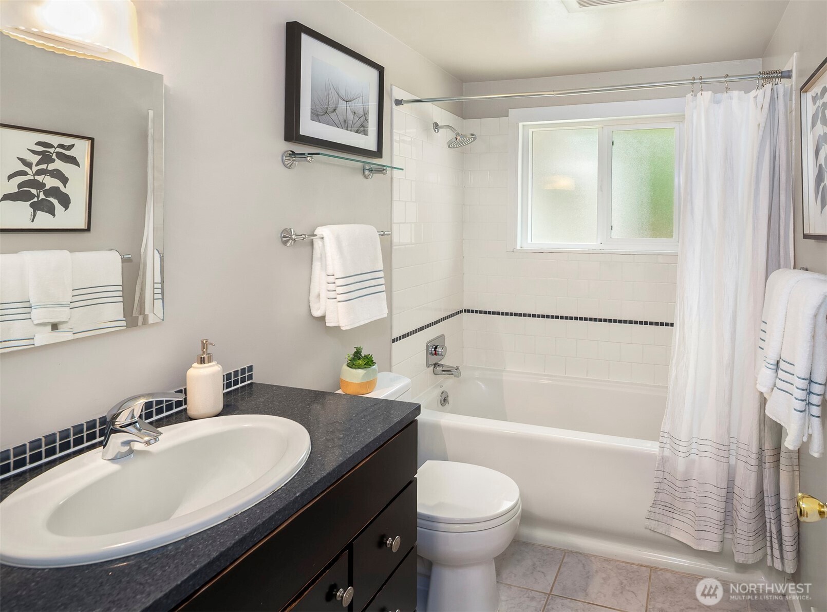 7538 23rd Avenue NE Seattle WA 98115