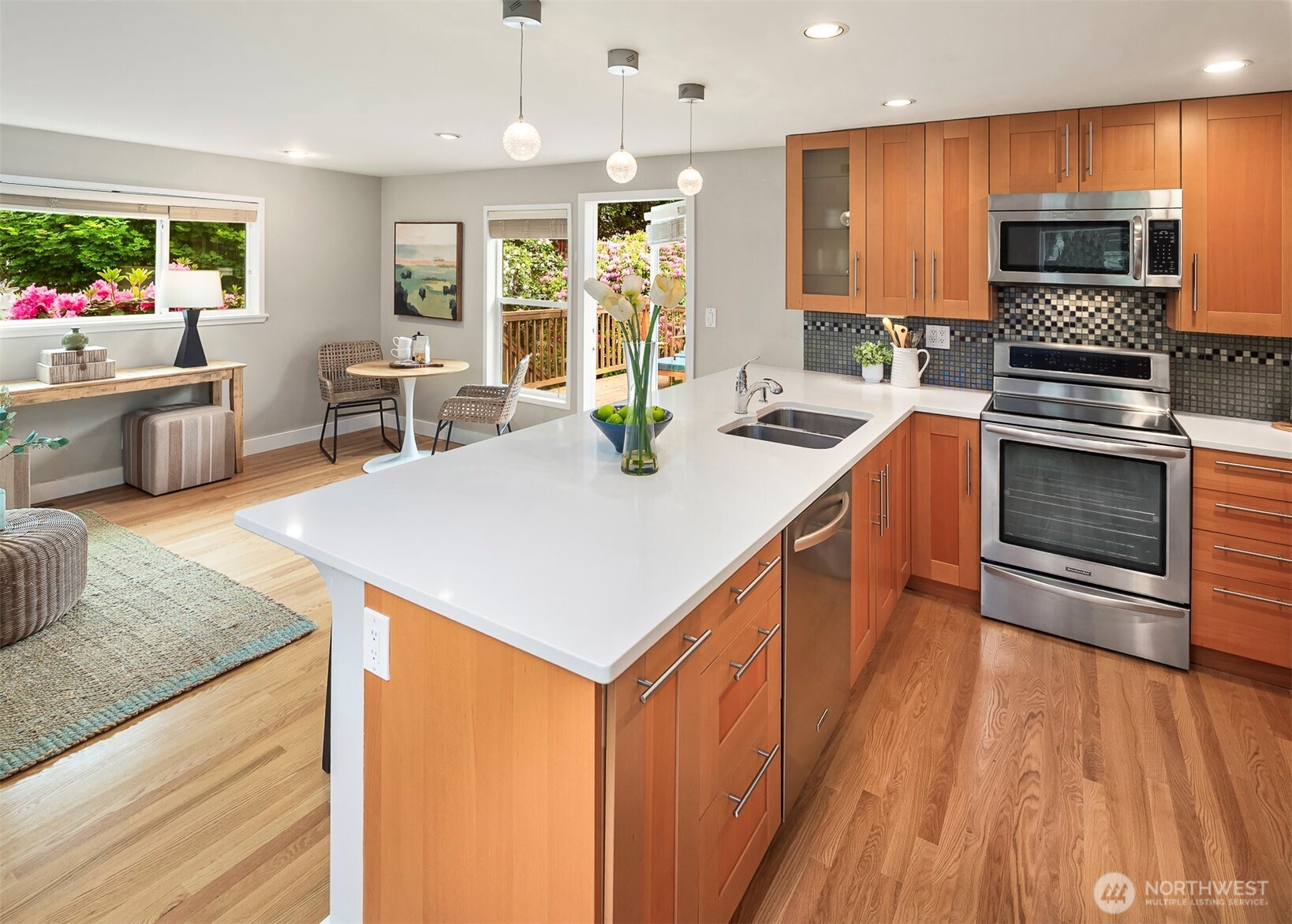 7538 23rd Avenue NE Seattle WA 98115
