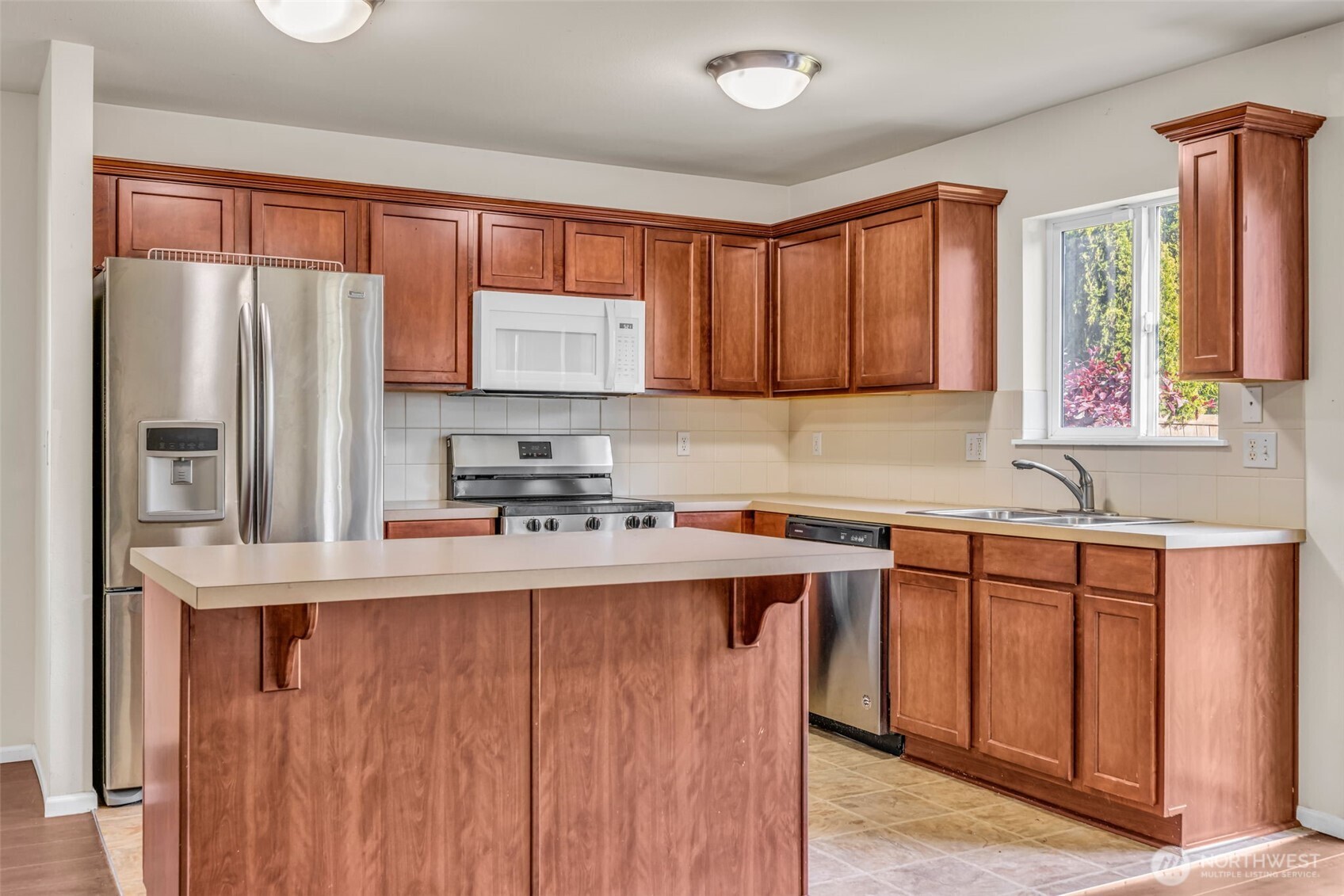 6048 Park Street E Fife WA 98424