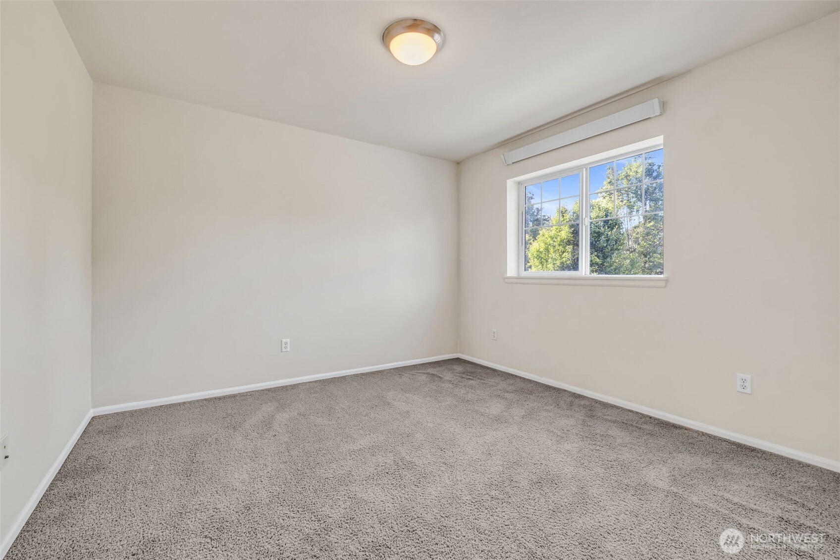 6048 Park Street E Fife WA 98424