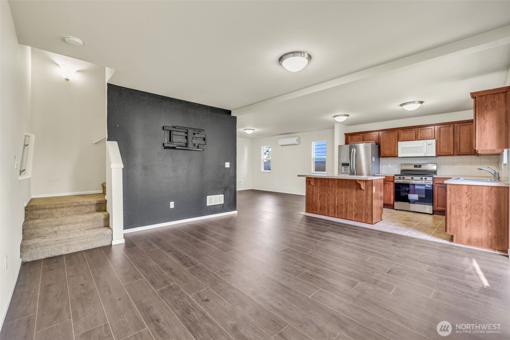 6048 Park Street E Fife WA 98424