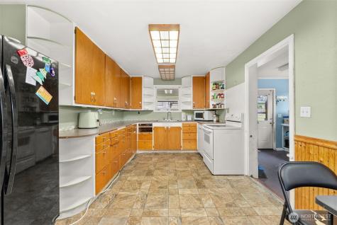 4212 Jackson Highway Chehalis WA 98532
